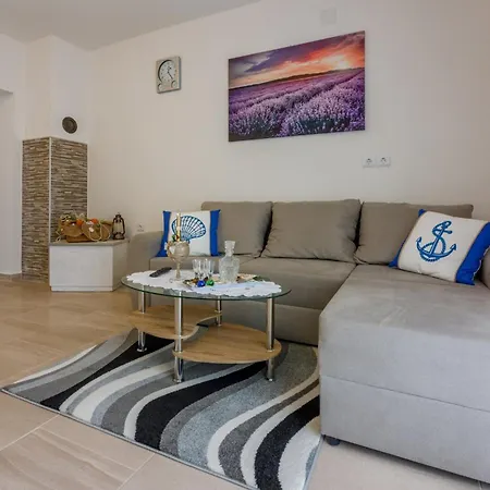 Apartment Stupar