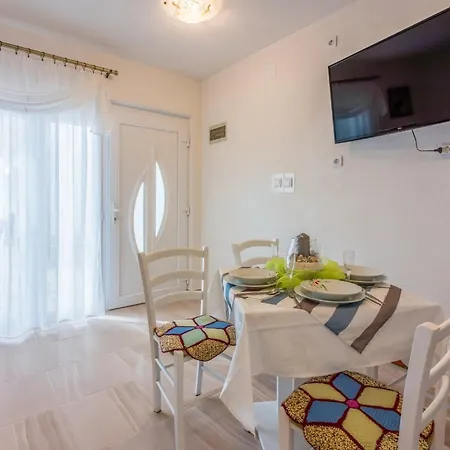 Apartment Stupar