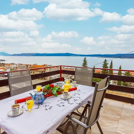 Stupar Apartment